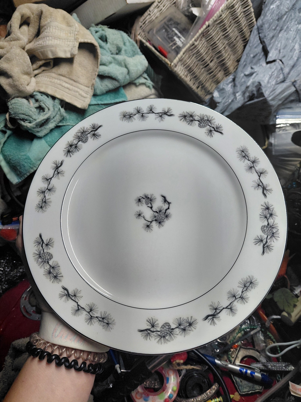 vintage Empress China set from Seyei Japan in the Silver Cone pattern